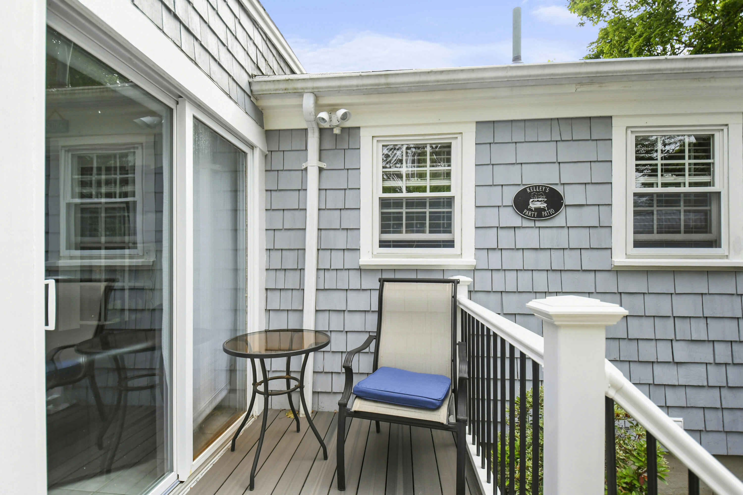 61 QUARTERMASTER ROW South Yarmouth, MA 02664