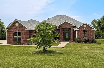 4550 Highland Hills Dr, Norman, OK 73026