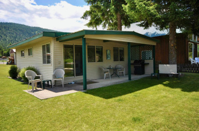 2865 DEEP LAKE LOPPS RD Colville, WA 99114